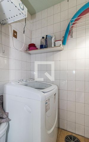 Casa à venda com 260m², 4 quartos e 3 vagasArea de serviço
