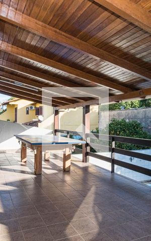 Casa à venda com 260m², 4 quartos e 3 vagasVaranda