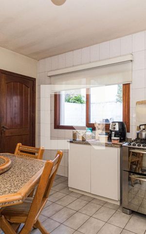 Casa à venda com 260m², 4 quartos e 3 vagasCozinha