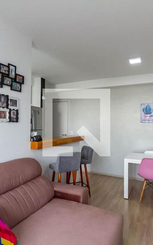 Apartamento à venda com 53m², 2 quartos e 1 vaga Apartamento à venda com 53m², 2 quartos e 1 vagaSala