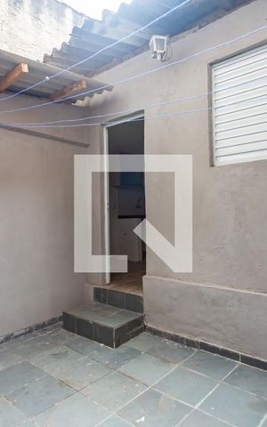 Casa para alugar com 26m², 1 quarto e sem vaga