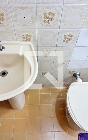 Apartamento para alugar com 64m², 2 quartos e 1 vagaBanheiro Social