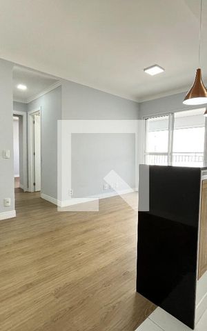 Apartamento à venda com 70m², 2 quartos e 1 vaga Apartamento à venda com 70m², 2 quartos e 1 vagaSala