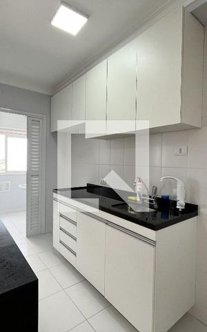 Apartamento à venda com 70m², 2 quartos e 1 vaga Apartamento à venda com 70m², 2 quartos e 1 vagaCozinha