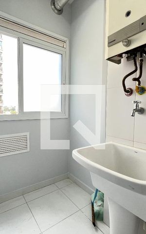 Apartamento à venda com 70m², 2 quartos e 1 vaga Apartamento à venda com 70m², 2 quartos e 1 vagaÁrea de Serviço