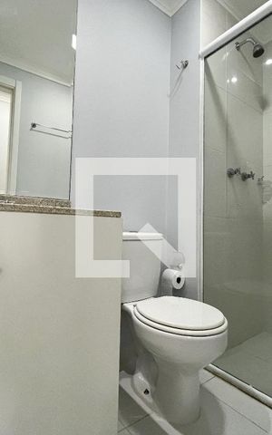 Apartamento à venda com 70m², 2 quartos e 1 vaga Apartamento à venda com 70m², 2 quartos e 1 vagaBanheiro Corredor