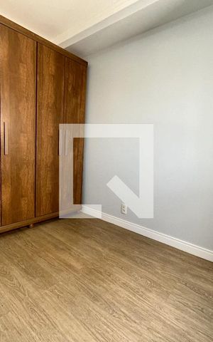 Apartamento à venda com 70m², 2 quartos e 1 vaga Apartamento à venda com 70m², 2 quartos e 1 vagaSuite