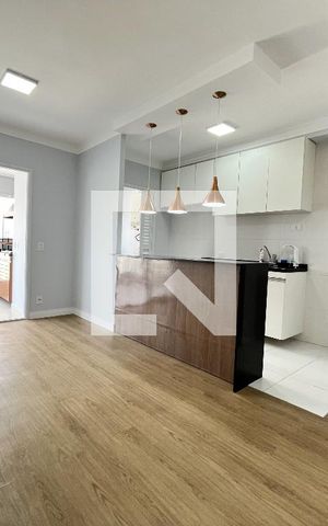 Apartamento à venda com 70m², 2 quartos e 1 vaga Apartamento à venda com 70m², 2 quartos e 1 vagaSala