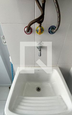 Apartamento à venda com 70m², 2 quartos e 1 vaga Apartamento à venda com 70m², 2 quartos e 1 vagaÁrea de Serviço