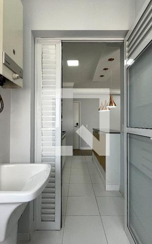 Apartamento à venda com 70m², 2 quartos e 1 vaga Apartamento à venda com 70m², 2 quartos e 1 vagaÁrea de Serviço