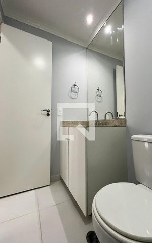 Apartamento à venda com 70m², 2 quartos e 1 vaga Apartamento à venda com 70m², 2 quartos e 1 vagaBanheiro Corredor