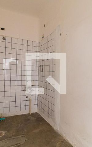 Casa à venda com 180m², 5 quartos e sem vaga Casa à venda com 180m², 5 quartos e sem vagaBanheiro 2