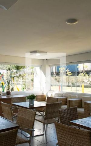 Apartamento à venda com 94m², 2 quartos e 1 vaga Apartamento à venda com 94m², 2 quartos e 1 vagaÁrea comum - Salão de festas