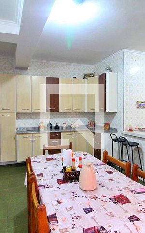 Casa à venda com 148m², 4 quartos e 5 vagasCozinha 1
