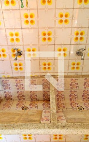 Casa à venda com 148m², 4 quartos e 5 vagasÁrea de Serviço