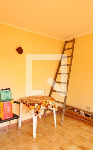 Casa à venda com 148m², 4 quartos e 5 vagasSala 2
