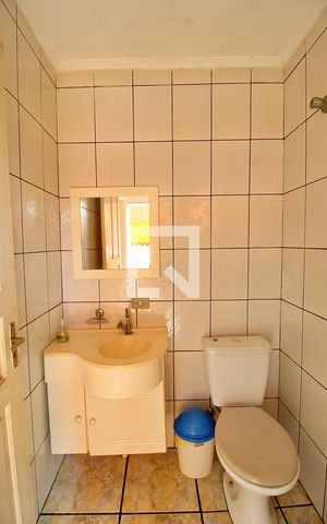 Casa à venda com 148m², 4 quartos e 5 vagasLavabo 2