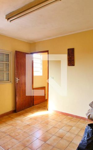 Casa à venda com 148m², 4 quartos e 5 vagasQuarto 4