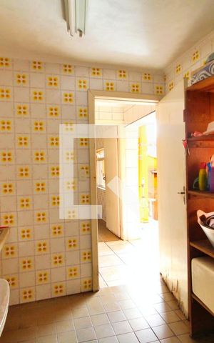 Casa à venda com 148m², 4 quartos e 5 vagasÁrea de Serviço