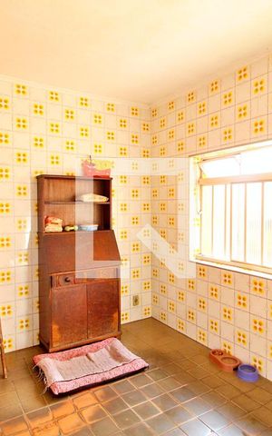 Casa à venda com 148m², 4 quartos e 5 vagasCozinha 2 