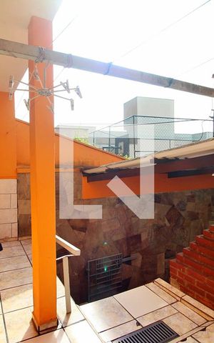 Casa à venda com 148m², 4 quartos e 5 vagasQuintal