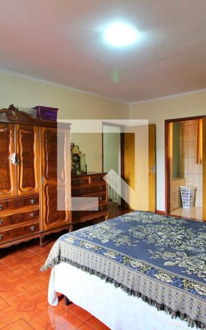 Casa à venda com 148m², 4 quartos e 5 vagasQuarto Suíte