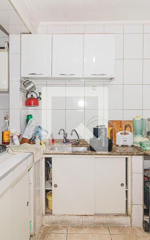 Casa à venda com 150m², 5 quartos e 3 vagas Casa à venda com 150m², 5 quartos e 3 vagasSala e Cozinha - Casa 02
