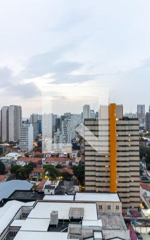 Apartamento à venda com 38m², 1 quarto e 1 vaga Apartamento à venda com 38m², 1 quarto e 1 vagaVista da Varanda
