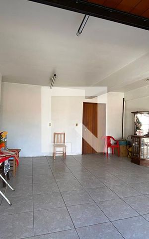 Casa à venda com 240m², 3 quartos e 1 vagaEspaço Gourmet e Garagem 