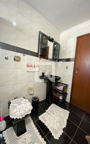 Casa à venda com 240m², 3 quartos e 1 vagaBanheiro da Suíte