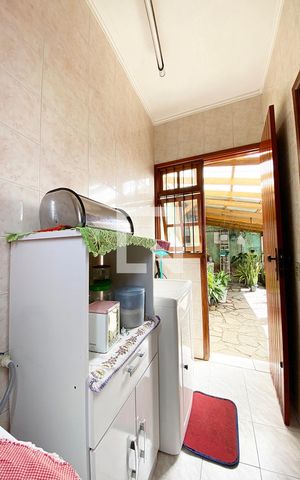 Casa à venda com 240m², 3 quartos e 1 vaga Área de Serviço