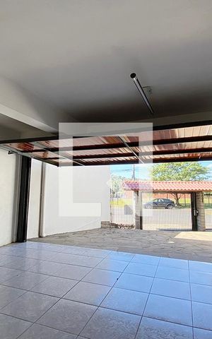 Casa à venda com 240m², 3 quartos e 1 vagaEspaço Gourmet e Garagem 