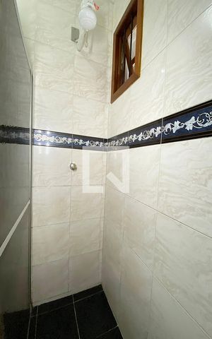 Casa à venda com 240m², 3 quartos e 1 vagaBanheiro 2
