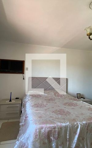 Casa à venda com 240m², 3 quartos e 1 vagaQuarto 3 - Suíte
