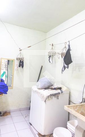 Casa à venda com 150m², 3 quartos e 2 vagas Casa à venda com 150m², 3 quartos e 2 vagasÁrea de serviço
