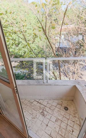 Casa à venda com 350m², 5 quartos e 4 vagas Casa à venda com 350m², 5 quartos e 4 vagasSuite 4