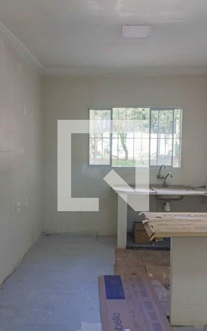 Casa à venda com 350m², 5 quartos e 4 vagas Casa à venda com 350m², 5 quartos e 4 vagasLavanderia