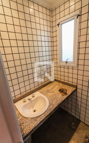Casa à venda com 350m², 5 quartos e 4 vagas Casa à venda com 350m², 5 quartos e 4 vagasSuite 4