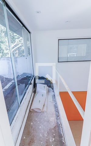 Casa à venda com 350m², 5 quartos e 4 vagas Casa à venda com 350m², 5 quartos e 4 vagasSuite 2
