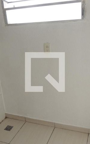 Apartamento à venda com 76m², 3 quartos e 1 vagaÁrea de Serviço
