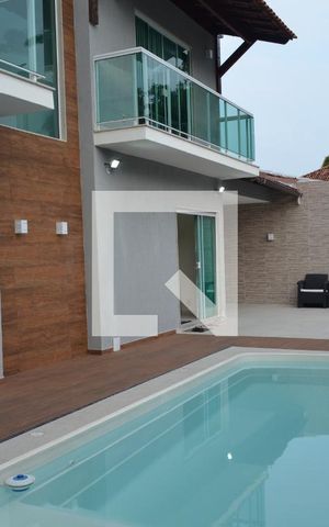 Casa à venda com 270m², 3 quartos e 3 vagasÁrea Externa