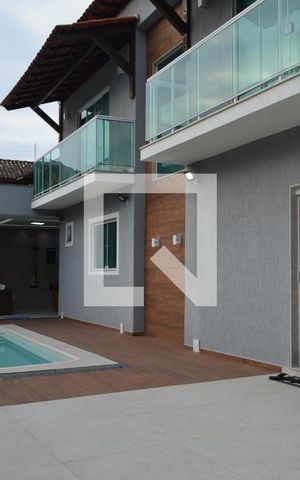 Casa à venda com 270m², 3 quartos e 3 vagasÁrea Externa