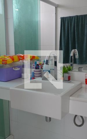 Casa à venda com 270m², 3 quartos e 3 vagasBanheiro da Suíte