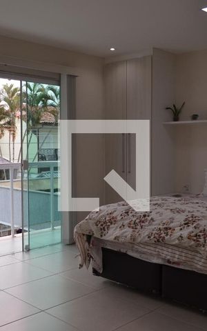 Casa à venda com 270m², 3 quartos e 3 vagasQuarto 3 - Suíte