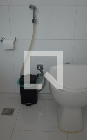 Casa à venda com 270m², 3 quartos e 3 vagasBanheiro da Suíte