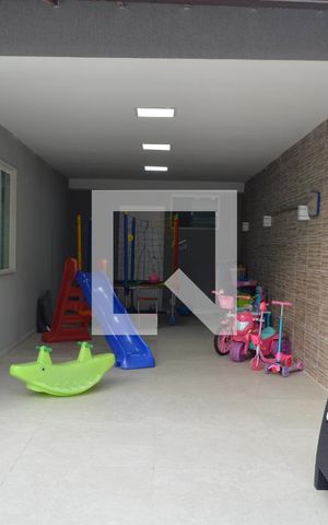 Casa à venda com 270m², 3 quartos e 3 vagasÁrea Externa - Garagem