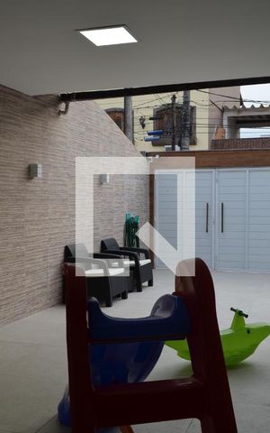 Casa à venda com 270m², 3 quartos e 3 vagasÁrea Externa - Garagem