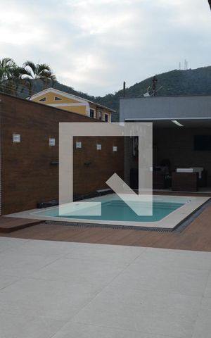 Casa à venda com 270m², 3 quartos e 3 vagasÁrea Externa