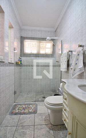 Casa à venda com 150m², 3 quartos e 2 vagasBanheiro do Quarto 1 - Suíte
