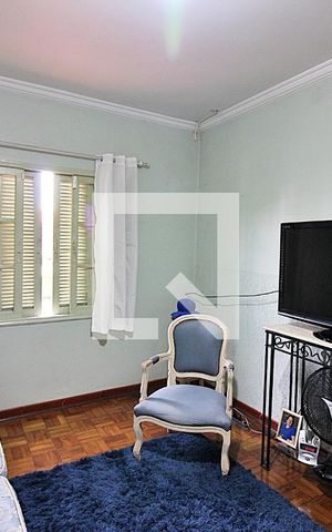 Casa à venda com 150m², 3 quartos e 2 vagasSala 2